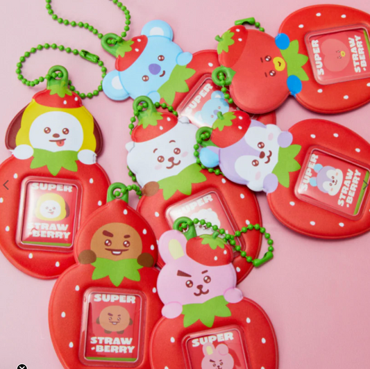 BT21 - STRAWBERRY PARTY MINI PHOTO HOLDER KEYRING