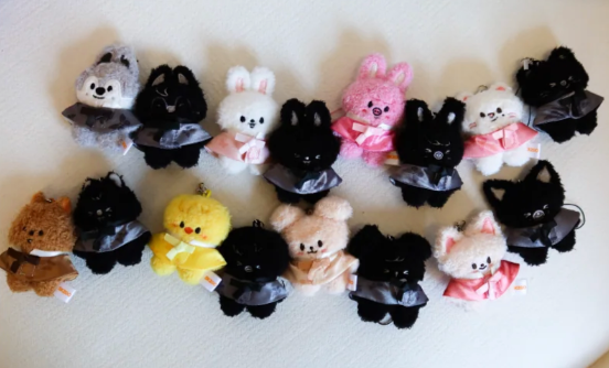 PRE-ORDER: STRAY KIDS - RUN IT WORLD TOUR IN SEOUL OFFICIAL MD SKZOO SECRET PLUSH MICRO VER