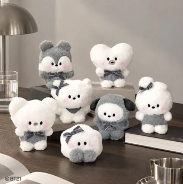 PRE-ORDER: BT21 - MONO TONE PLUSH KEYRING