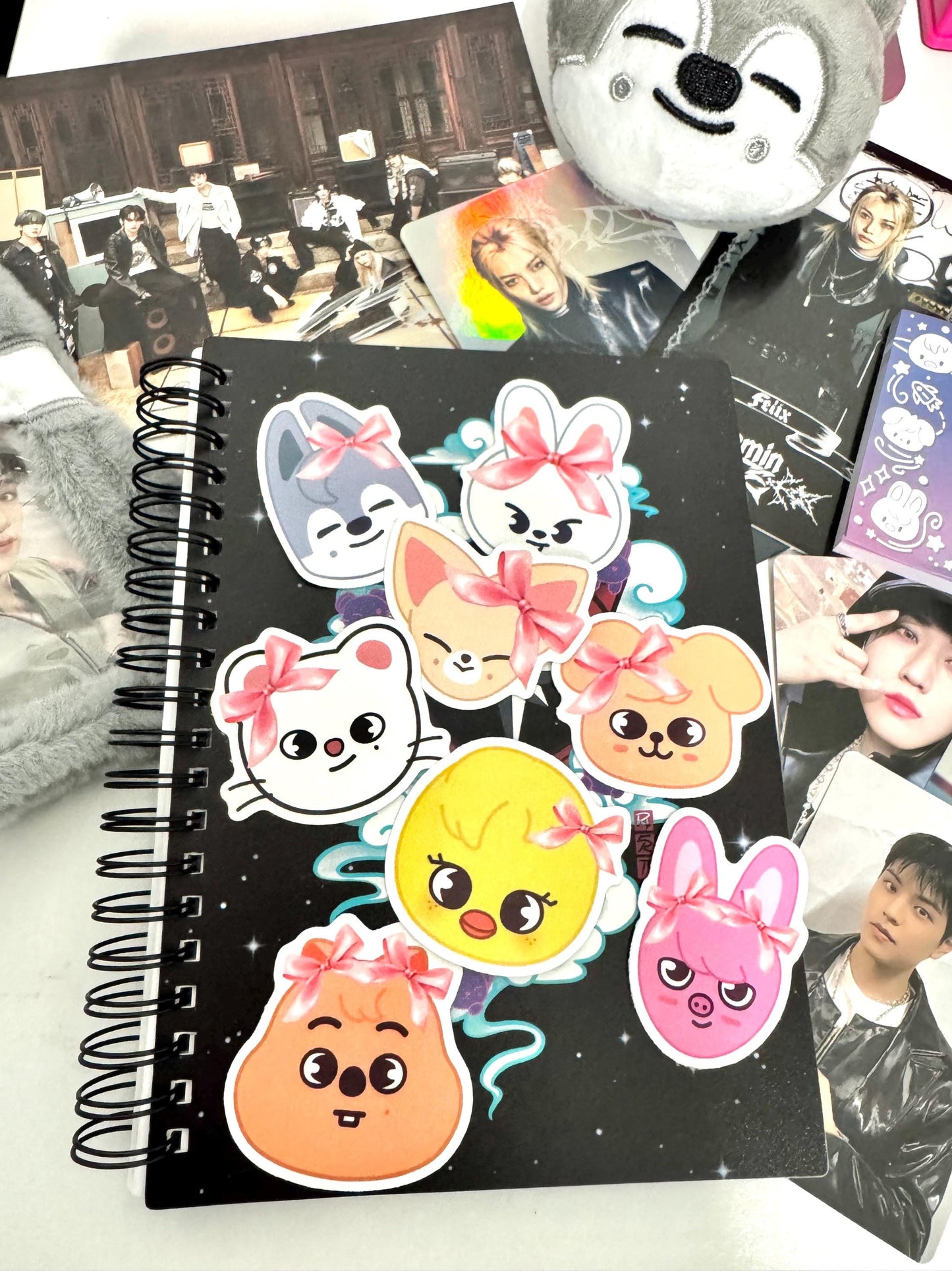 Stray Kids Skzoo Sticker Pack: OT8 Bow Stickers